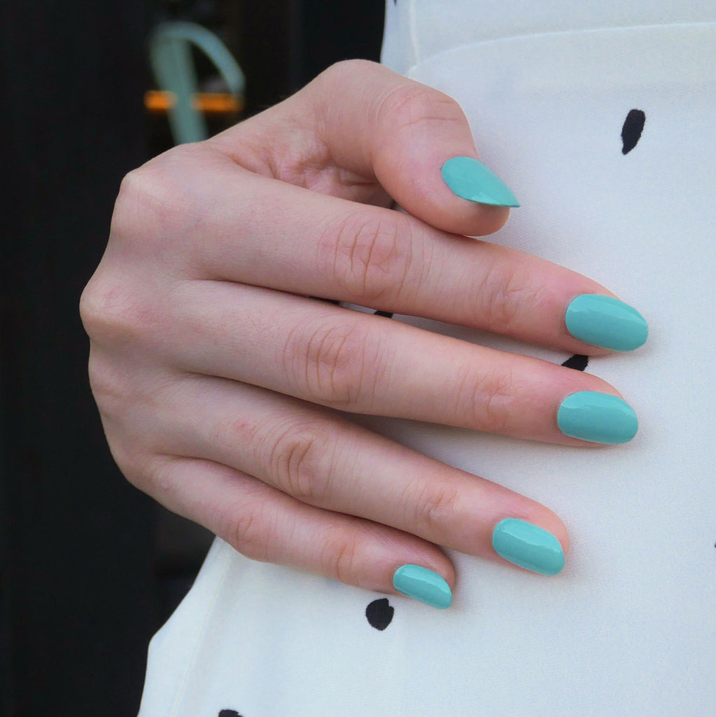 Nodspark Manicure On the Go No Drying Time Nail Wrap Classic Minty Sage