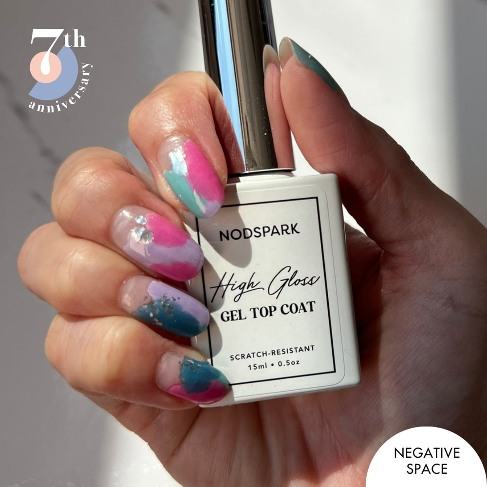 Vibrant Vogue (Limited Edition) Nail Wrap Manicure