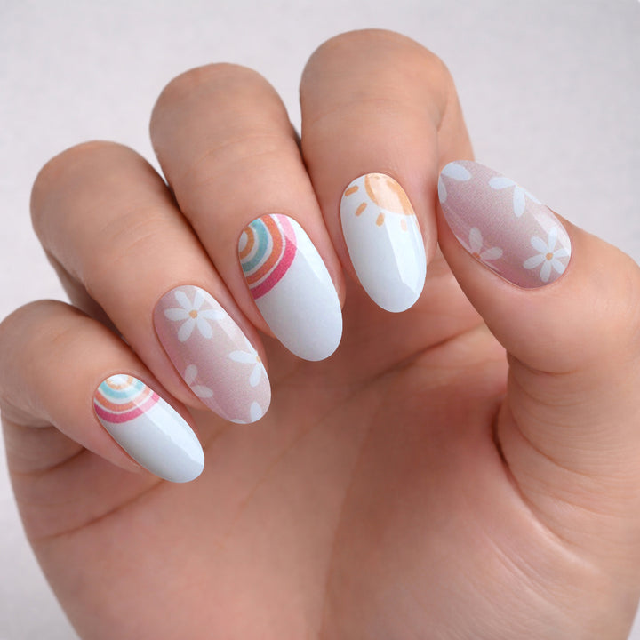 Hippie Daisy Nail Wrap Manicure