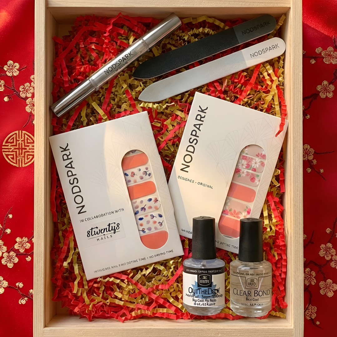 Lunar Manicure Gifting Kit (UP. $115)