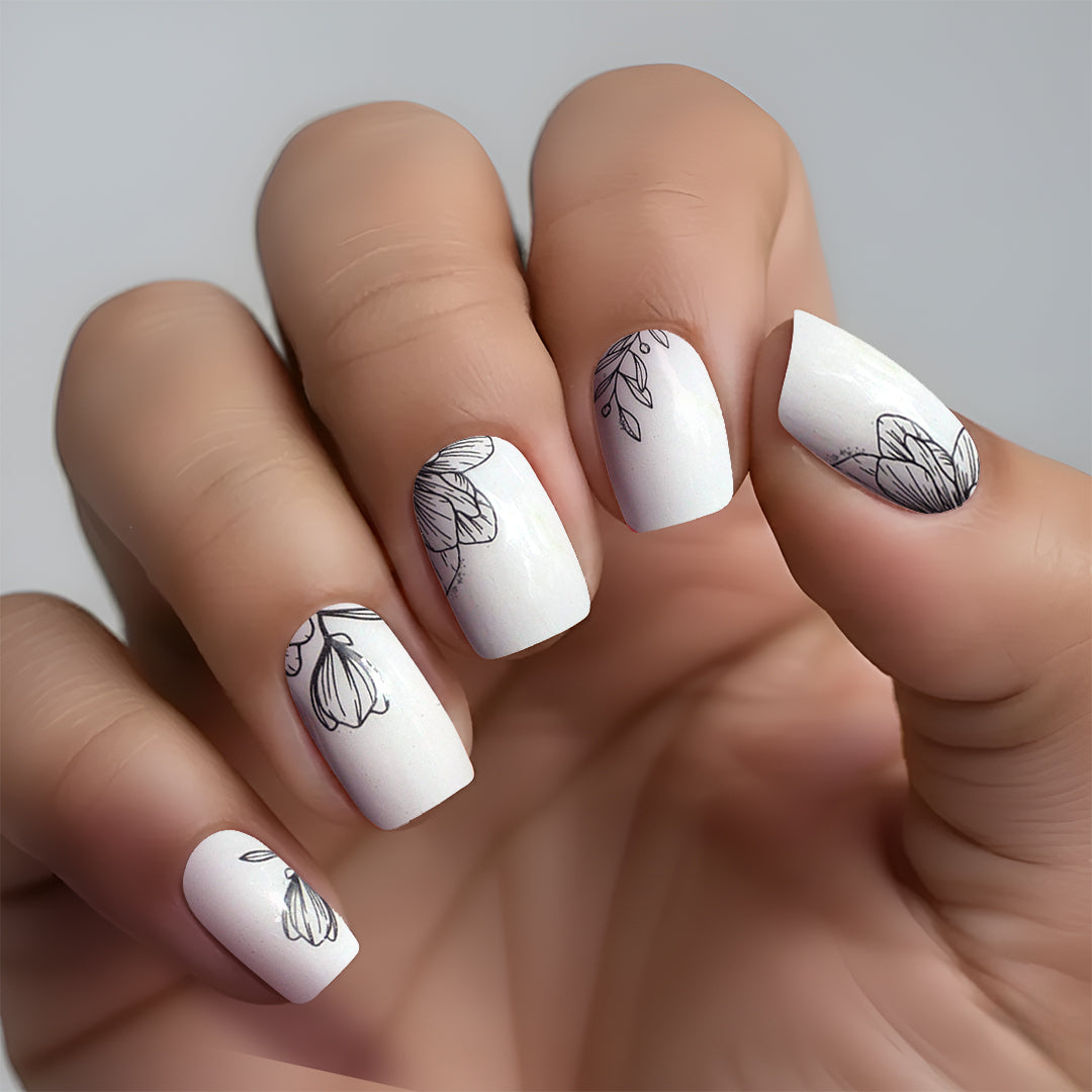 Monochrome Floral Lines Manicure